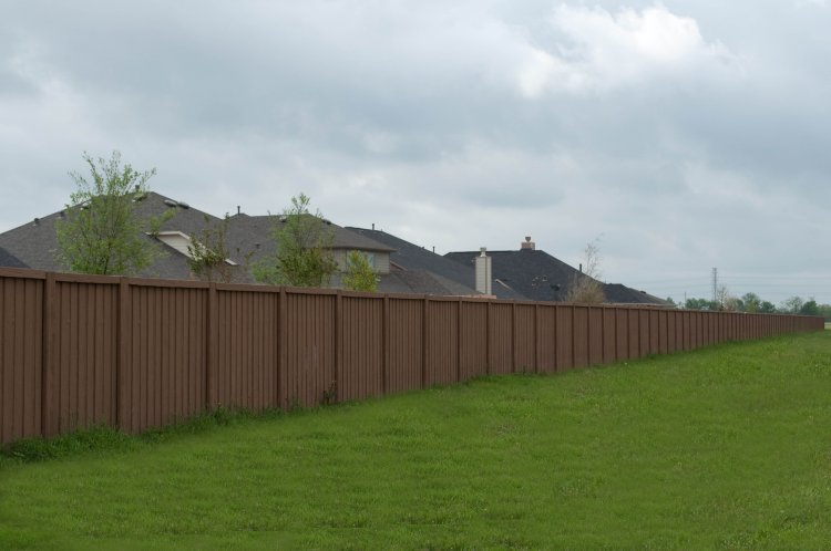 Precast Vertical Wood Style Concrete Fence - Oklahoma